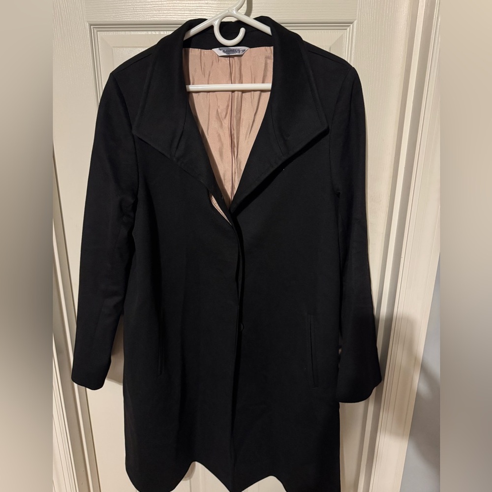 Fleurette Cashmere coat NWOT, never worn, Size 12